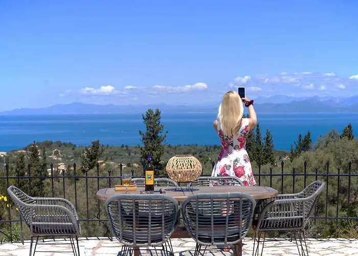 Villa Key Tsoukaladhes