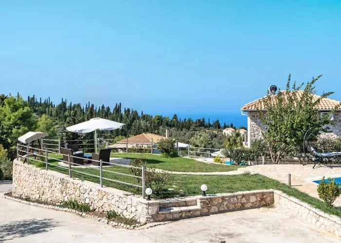 Villa Key Tsoukaladhes