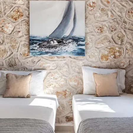 Key Vilă Tsoukaládhes