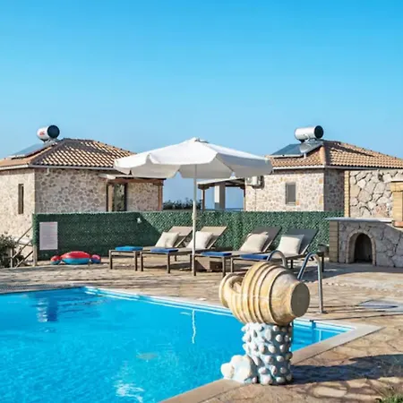 Key Villa Tsoukaladhes
