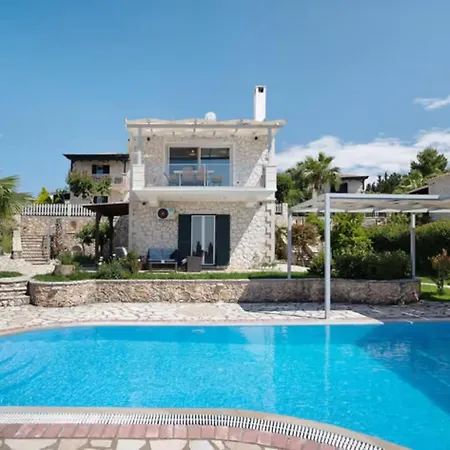 Vilă Key Tsoukaládhes