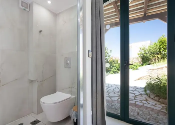 Villa Key Tsoukaladhes